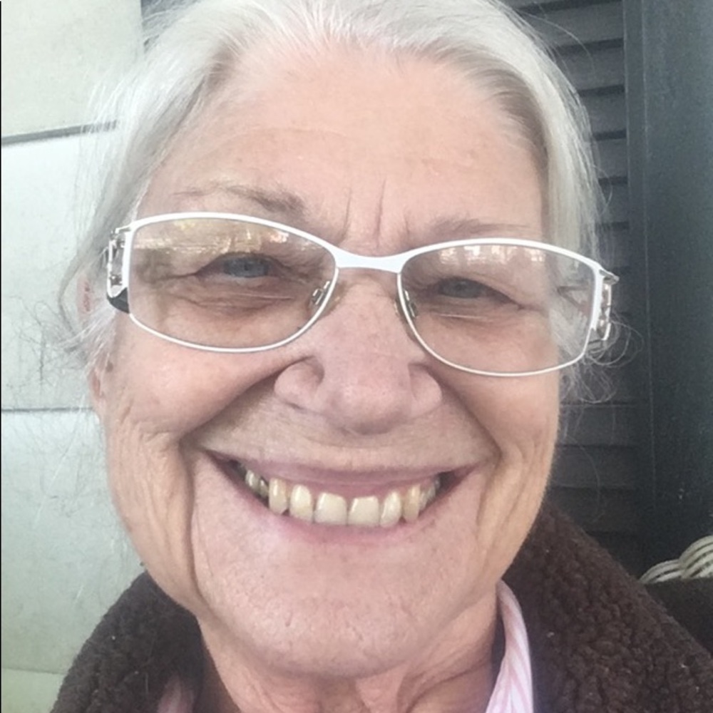 Meet your Posher, Janet